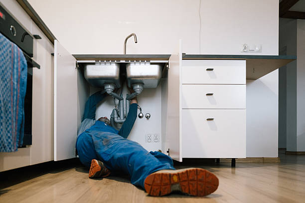 Professional Pipe Repair technician working in Magnolia, IL